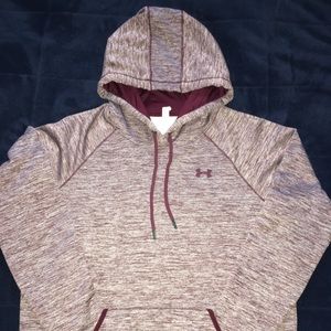 Under Armour Sweatshirt